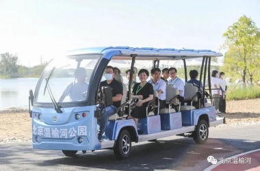 京北綠肺·綠友助力 電動(dòng)觀光車