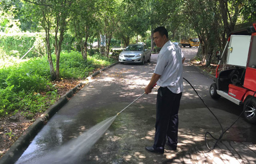 東南大學高壓清洗車